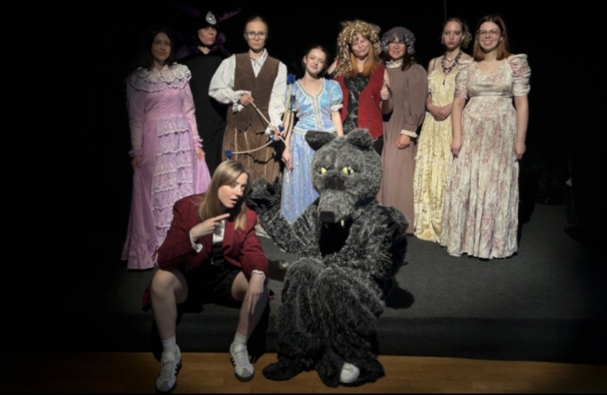 ZAJĘCIA TEATRALNE - pod kierownictwem NIKOLI KOPY